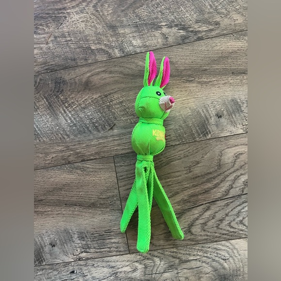 Kong wubba small green rabbit dog toy - Picture 5 of 5